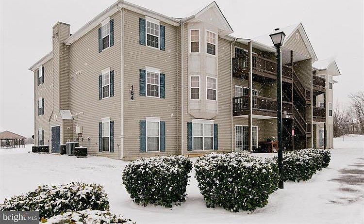 1st image of 164 Brookland Ct APT 7