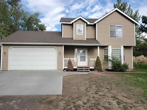 2nd image of 8307 Harrington Ln NE