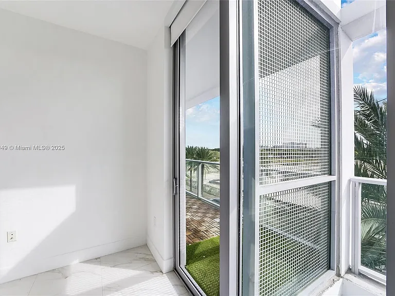2000 Metropica Way #306 — Photo 6