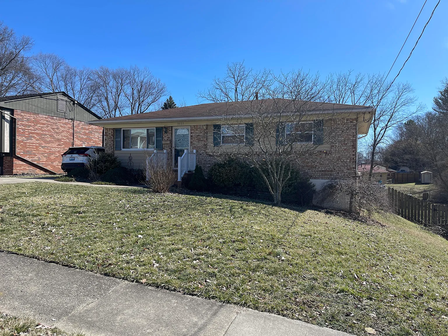 3527 Concord Dr photo 1