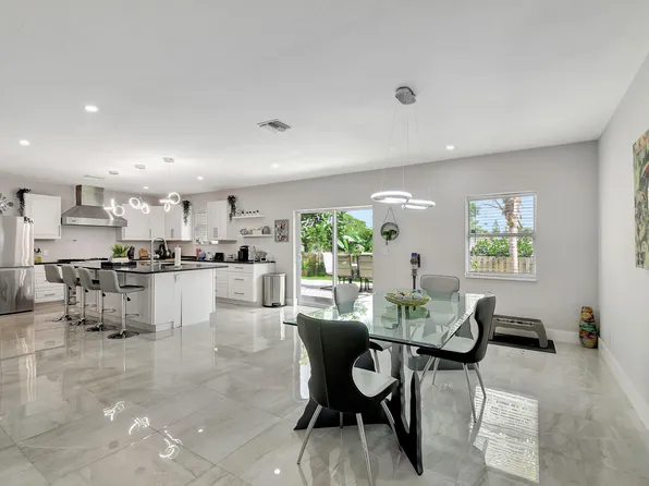 1001 W Branch Street, Lantana, FL 33462