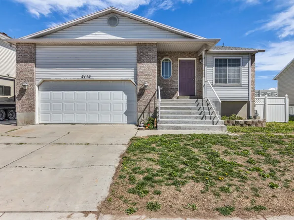 2115 S Fremont Crest Ave, Syracuse, UT 84075