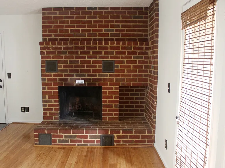 1030-5 Blue Ridge Dr #1 — Photo 4