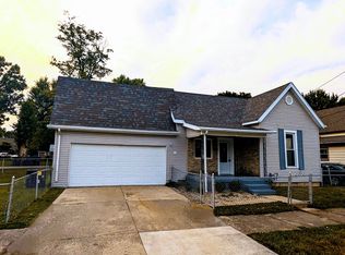326 E 10th St, Rushville, IN