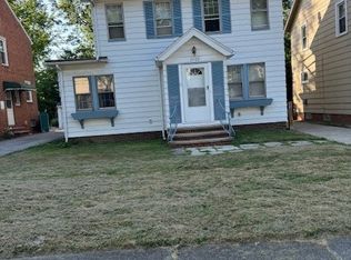 3923 Orchard Rd, Cleveland Heights, OH 44121