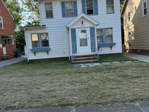 3923 Orchard Rd, Cleveland Heights, OH 44121