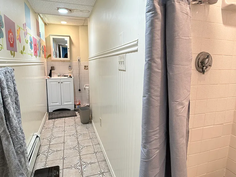 57 S Hobart St #BASEMENT — Photo 6
