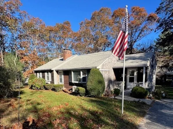 105 Clay Pond Rd, Bourne, MA 02532