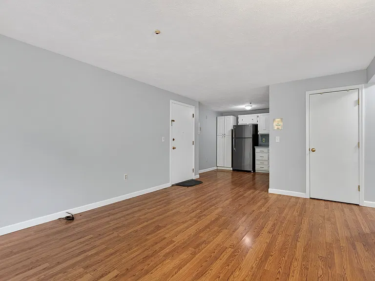 7 Karen Cir #2A — Photo 9