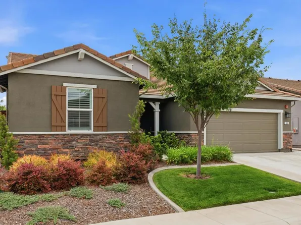 979 Carson River Dr, Lincoln, CA 95648