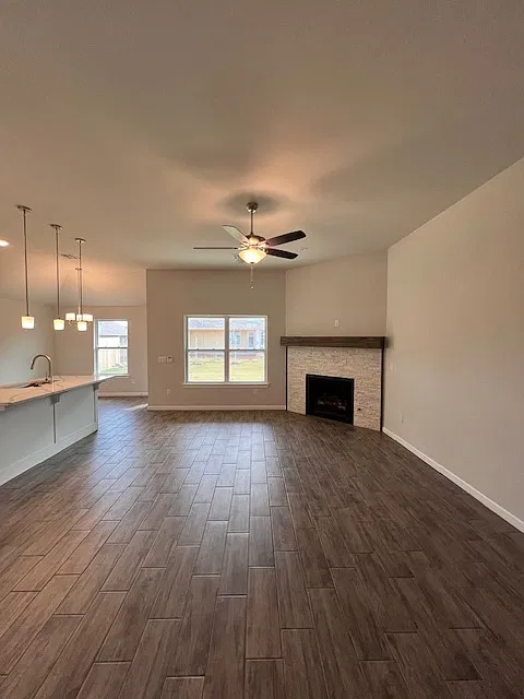 3 bed, 1543 sqft, $1,950 — Photo 3