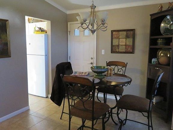 5th image of 1308 E Kirkwood Dr