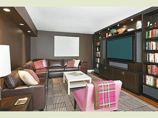 Sold by Stribling | media 21