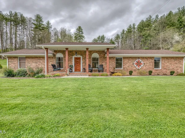 273 Circle Dr, Mountain City, TN 37683