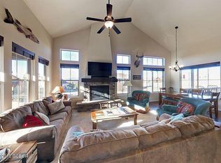 325 Expedition Ln, Granby, CO 80446