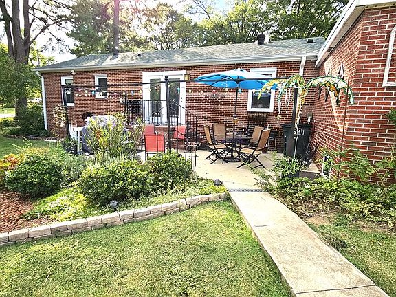 5th image of 113 Mecklenburg Blvd