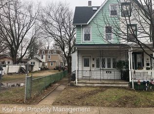610 W 5th St, Palmyra, NJ 08065