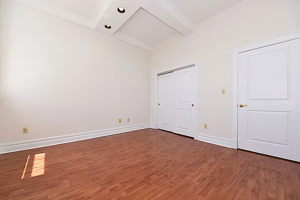 Rented by Keller Williams NYC | media 6