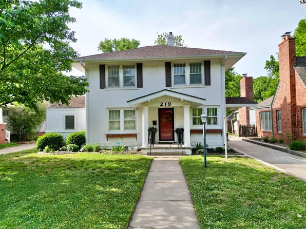219 W 19th Ave, Hutchinson, KS 67502