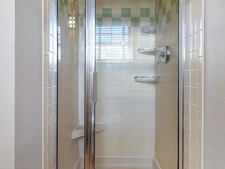 1852 Griegos Rd NW — Photo 14