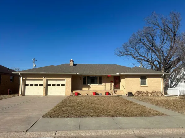 3010 Meadowlark Ln, Great Bend, KS 67530