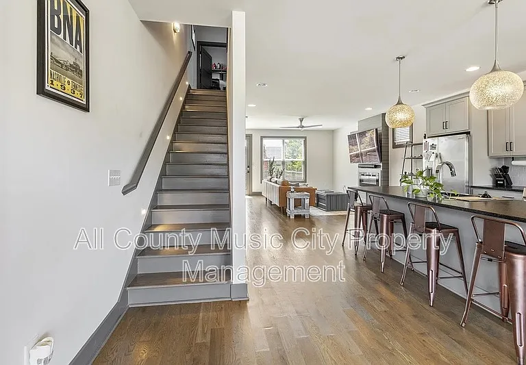 1507B 14th Ave N — Photo 14