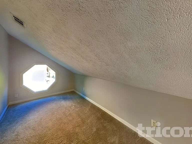 1147 Reading Dr NW — Photo 14