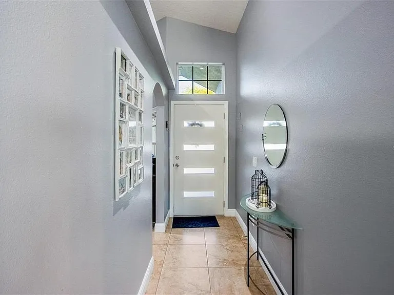 3111 Turnberry Blvd — Photo 5