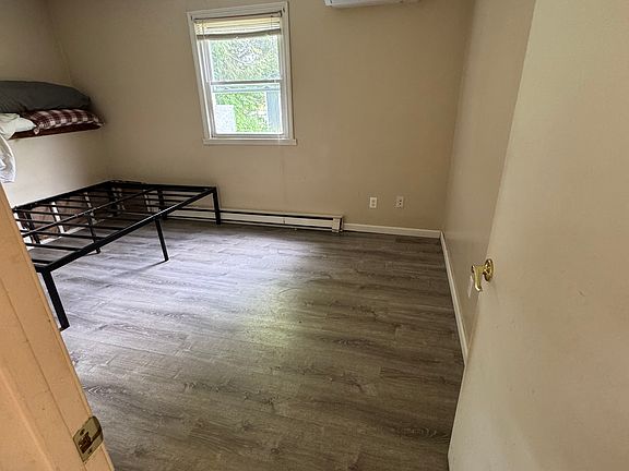 4th image of 77 Wilshire Dr #77