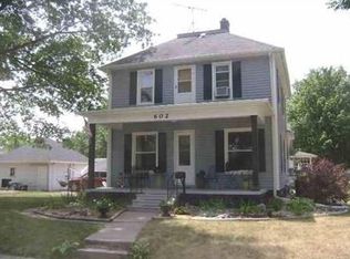 602 3rd St SW, Waverly, IA 50677