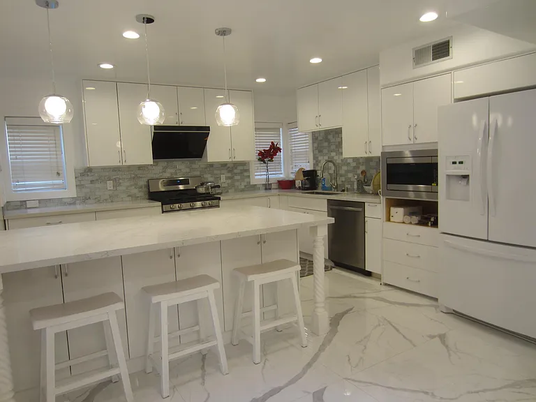 7149 Buckingham Blvd — Photo 7