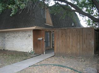 3619 Stables Ln, Dallas, TX 75229