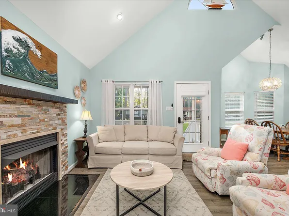 5 Yeoman Ct, Ocean Pines, MD 21811