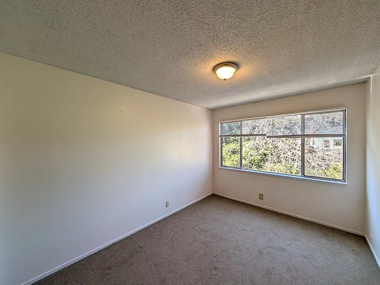 1925 Delaware St #2C — Photo 14