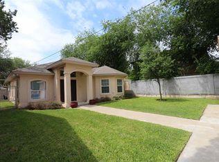 2407 Reynolds St, Laredo, TX 78043
