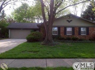 4919 Carol Dr, Troy, MI