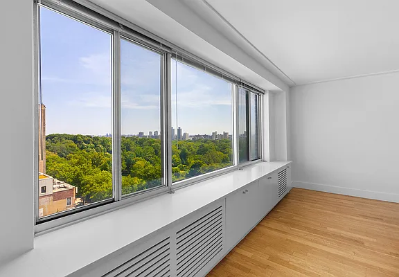 Rented by SR8 REALTY LLC | media 26