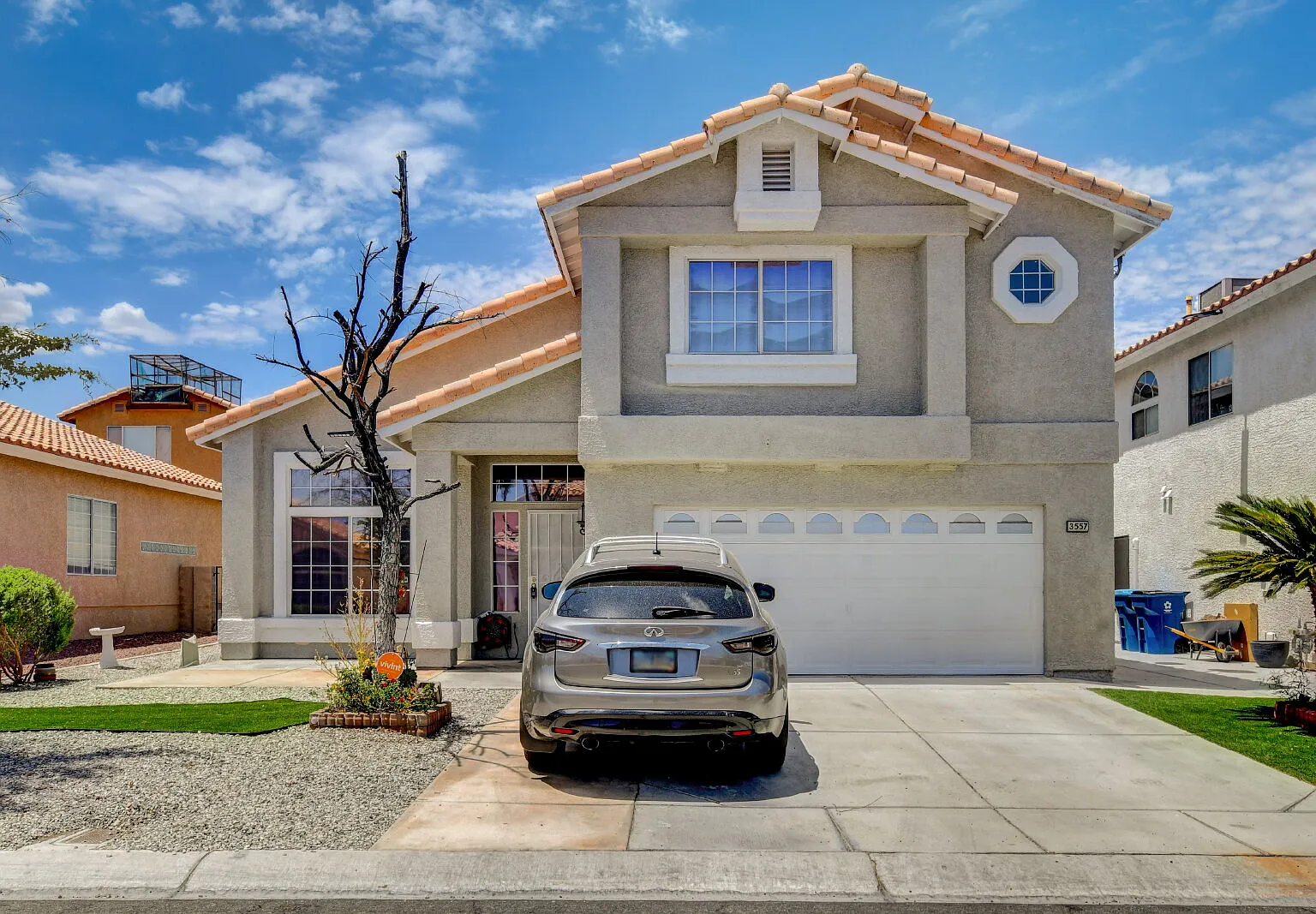 3 bed, 2.0 bath, 1347 sqft, $2,000 — Photo 1
