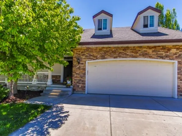 225 W 925 N, Centerville, UT 84014