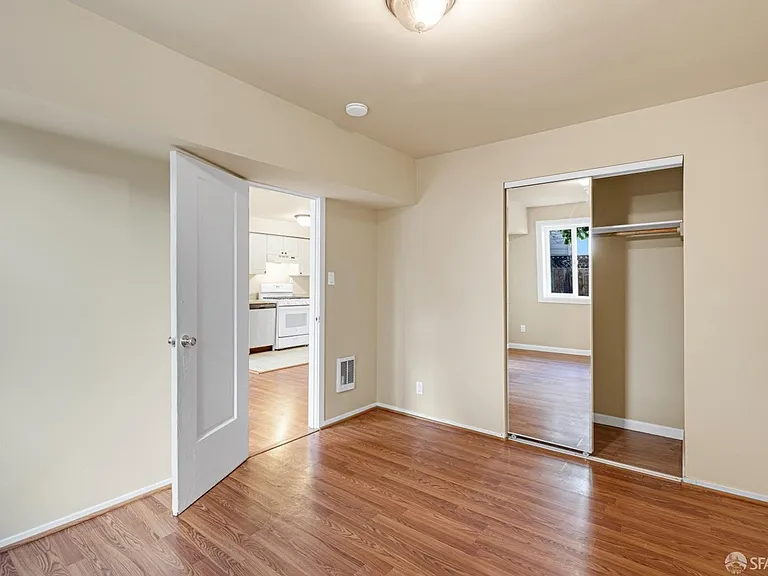 1506 Lombard St #A — Photo 6