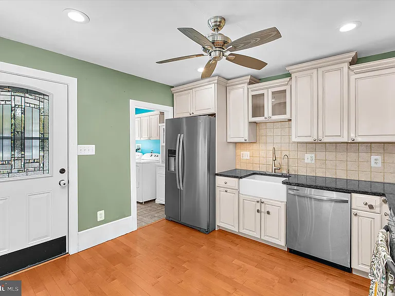161 Margate Dr — Photo 22