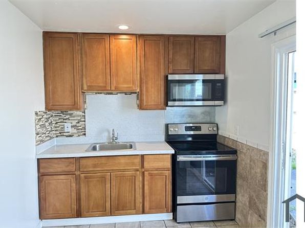 5720 Harmon Ave APT A