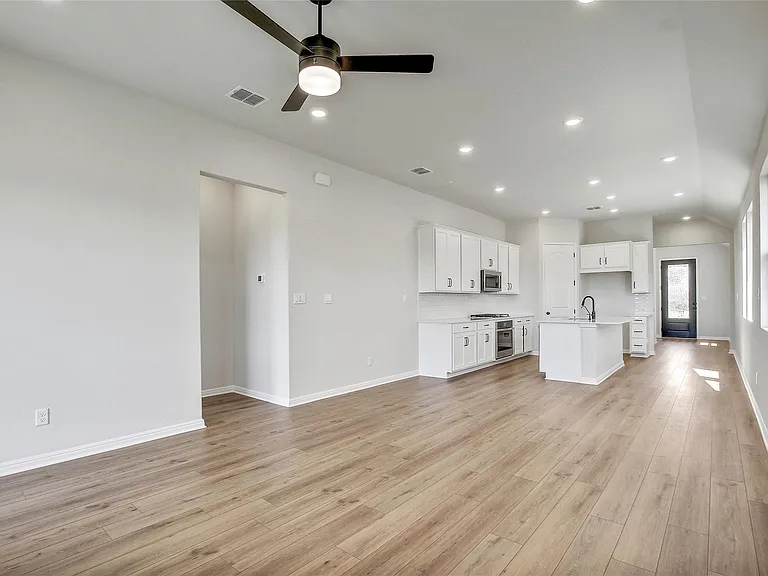 240 Denali Way — Photo 4