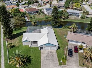 7439 Vienna Ln, Port Richey, FL 34668