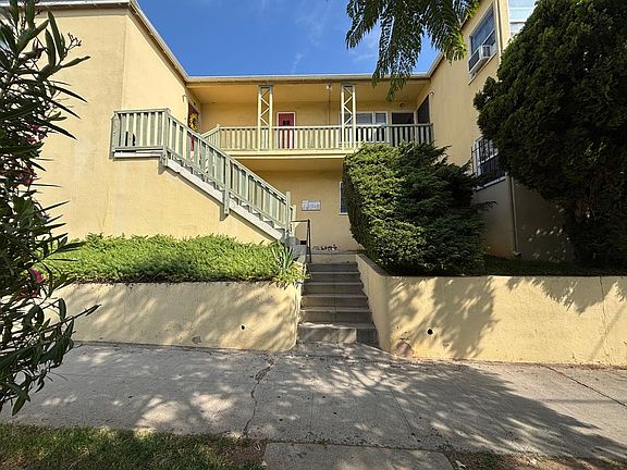 2nd image of 4363-4377 Sunset Dr #4373