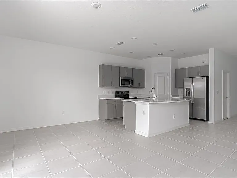 11787 Glenside Ter — Photo 3