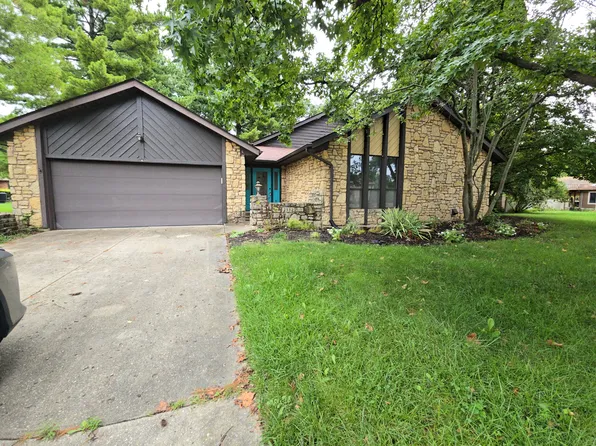 2352 Oak Tree Dr, Fairfield, OH 45014