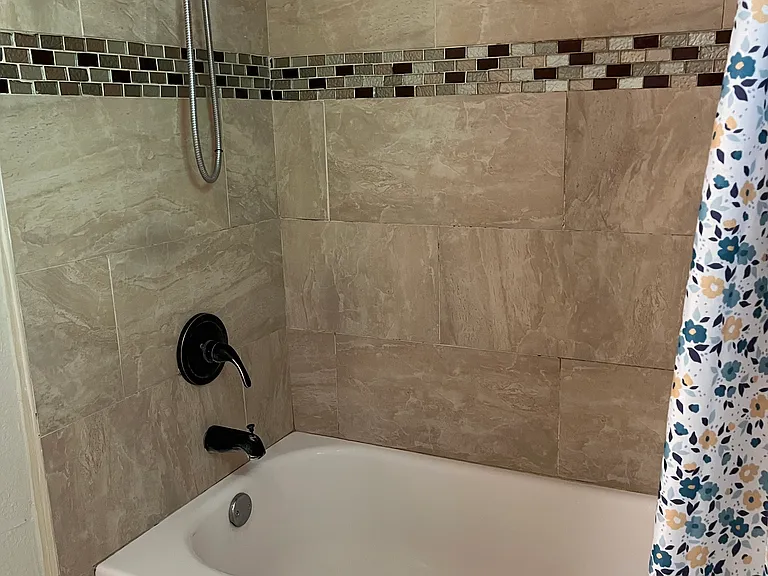 1003 Pennsylvania Ave #1 — Photo 30