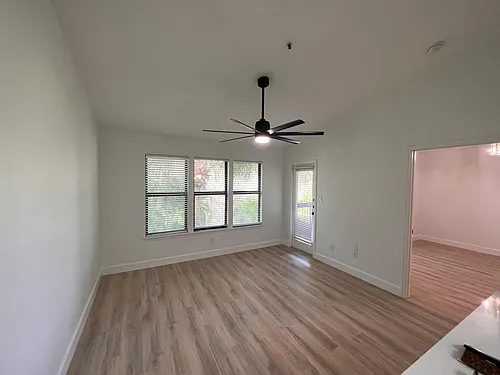 4041 Crockers Lake Blvd #2124 Photo 1 4041 Crockers Lake Blvd #2124 Photo 1