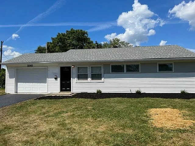 3545 Lewis Cir photo 1